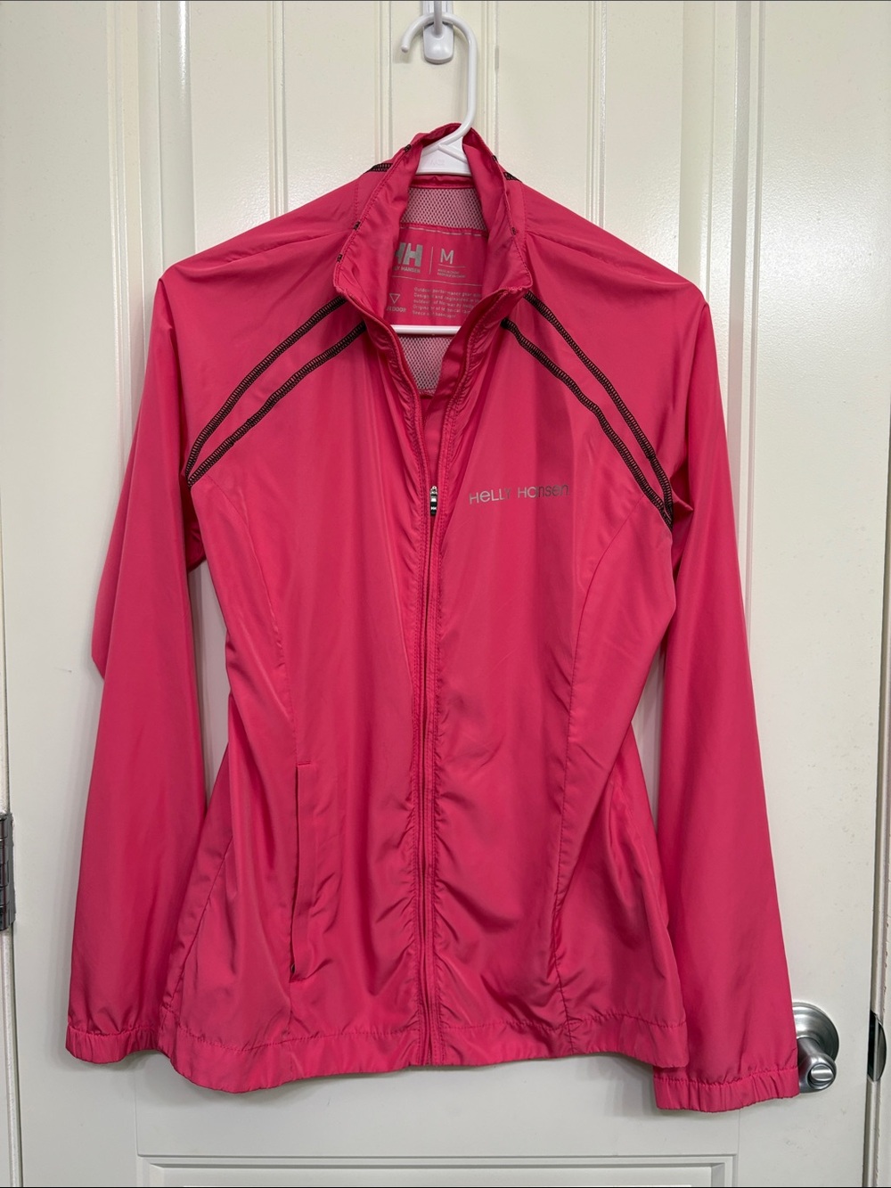 Helly Hansen Women's Hot Pink Lightweight Windbreaker Jacket